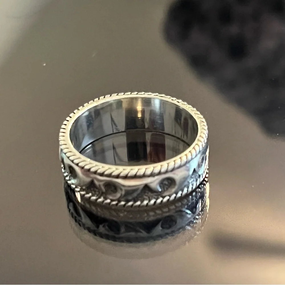Sterling Silver Wave Band Ring Stamped 925 By Woods Unisex Size 8